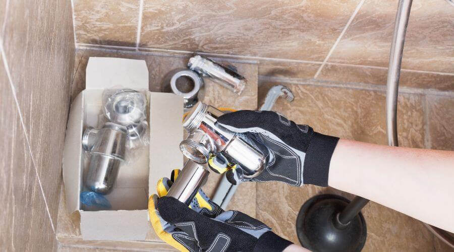 Professional gutter cleaning in Randolph, KS